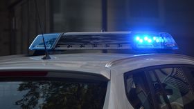 Un bărbat și-a pierdut viața după ce a căzut cu tirul în Dunăre. Camionul a explodat la impactul cu apa